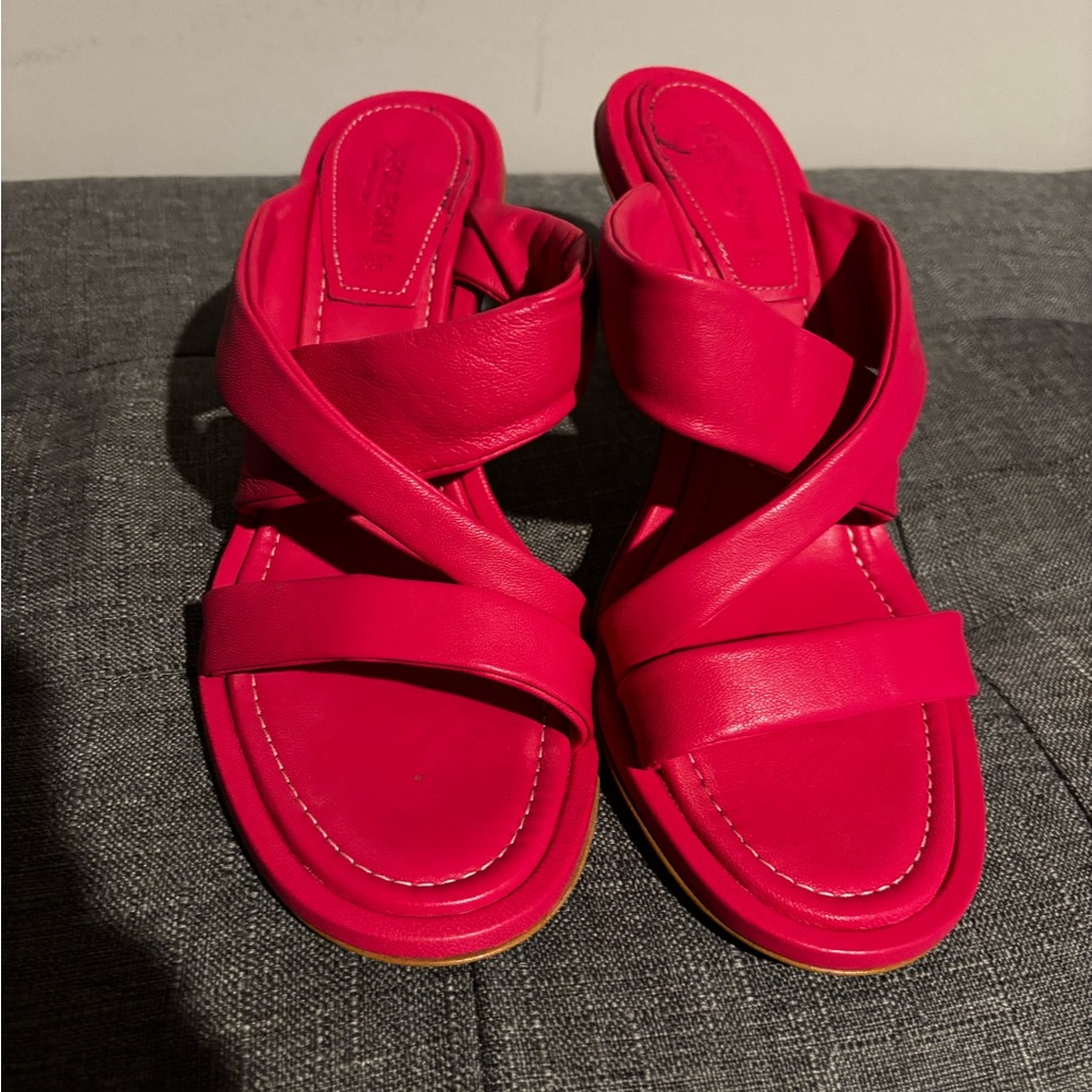 Chic hot pink Strappy Heels